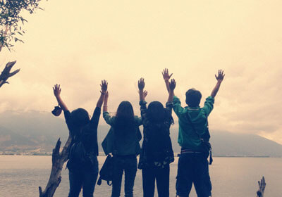 沙特女足代表团前往澳大利亚备战比赛：勇气与梦想同行