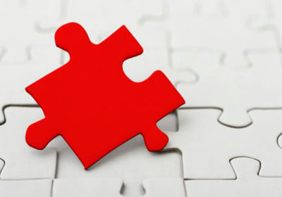 欧洲超级联赛季后赛定格，明星球员光环再次划过球场