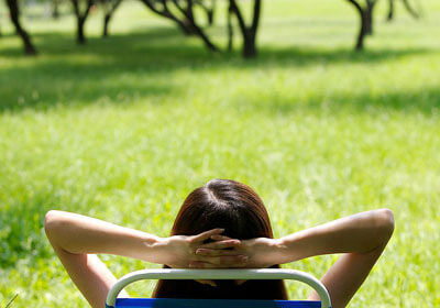 沙特女足代表团前往澳大利亚备战比赛：勇气与梦想同行