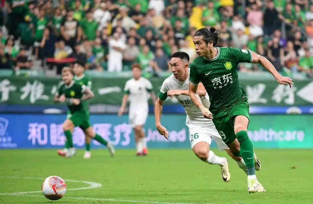 包含国安7月夏窗首签官宣！欧洲主力国脚的决定引发热议的词条