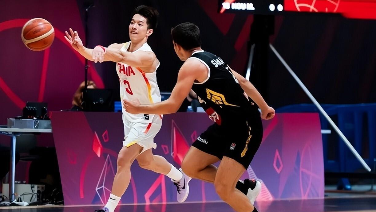老熟人！CBA旧将道格拉斯担任约旦U19主帅阿巴斯任助教