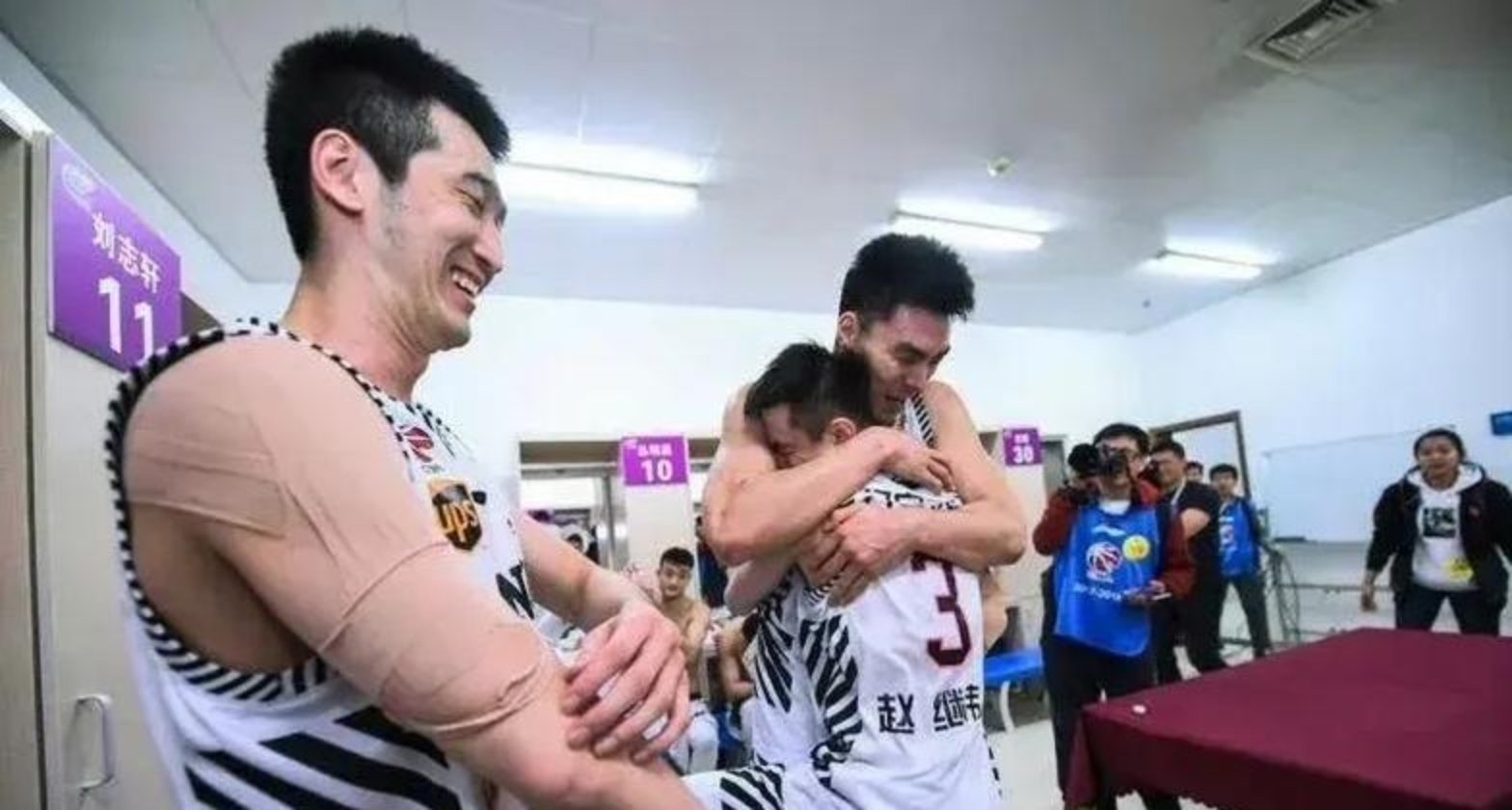 辽宁男篮连续战胜对手，积极备战下轮比赛